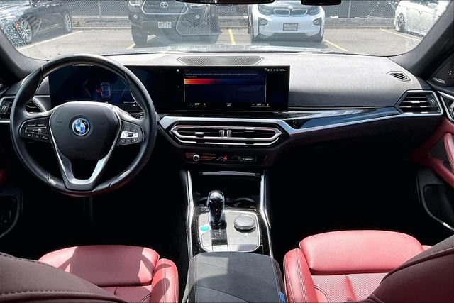 Used 2023 BMW i4 eDrive40 RWD image 6