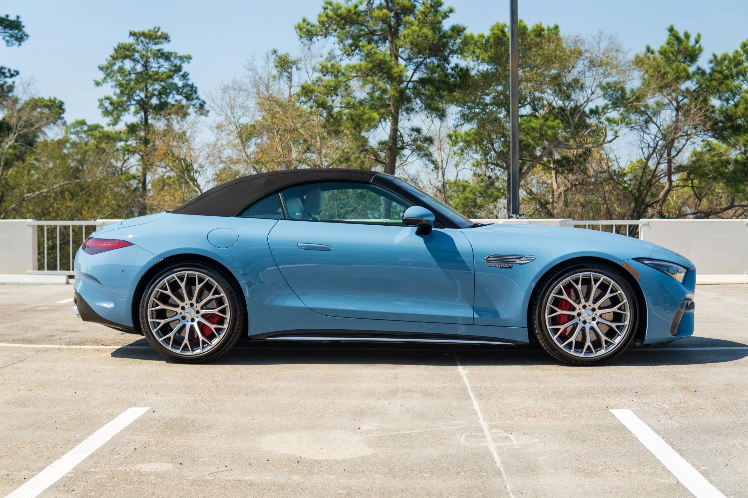 Used 2025 Mercedes-Benz SL 55 AMG 4MATIC image 13