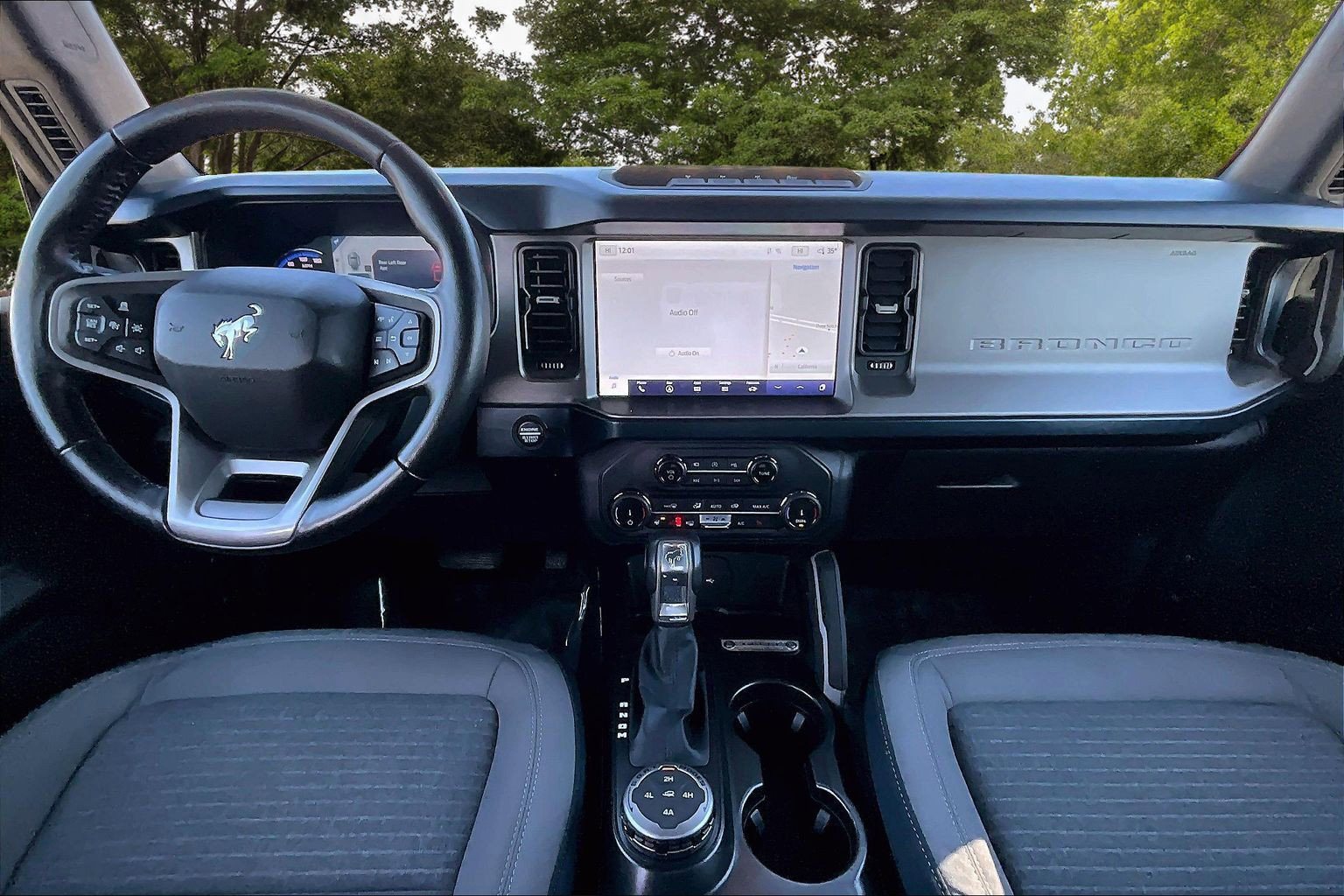 Used 2022 Ford Bronco Outer Banks w/ Sasquatch Package image 7