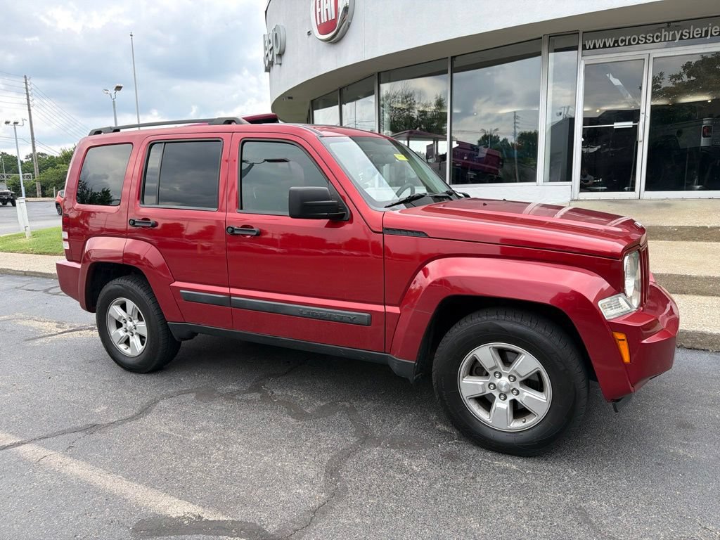 Used 2010 Jeep Liberty Sport w/ Popular Equipment Group AWD/4WD image 18