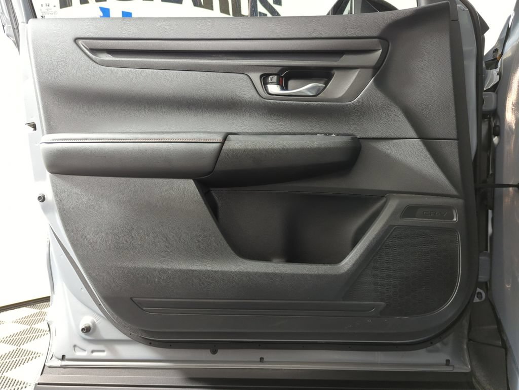 Certified 2026 Honda CR-V Sport image 9
