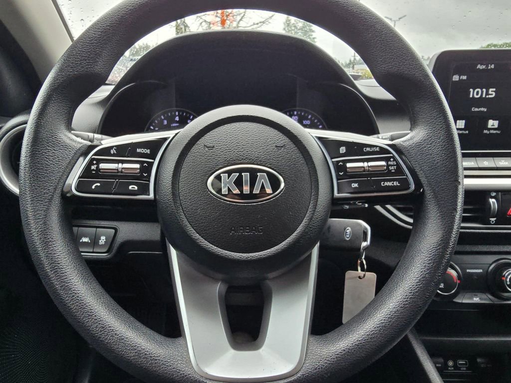 Certified 2020 Kia Forte LXS FWD image 15