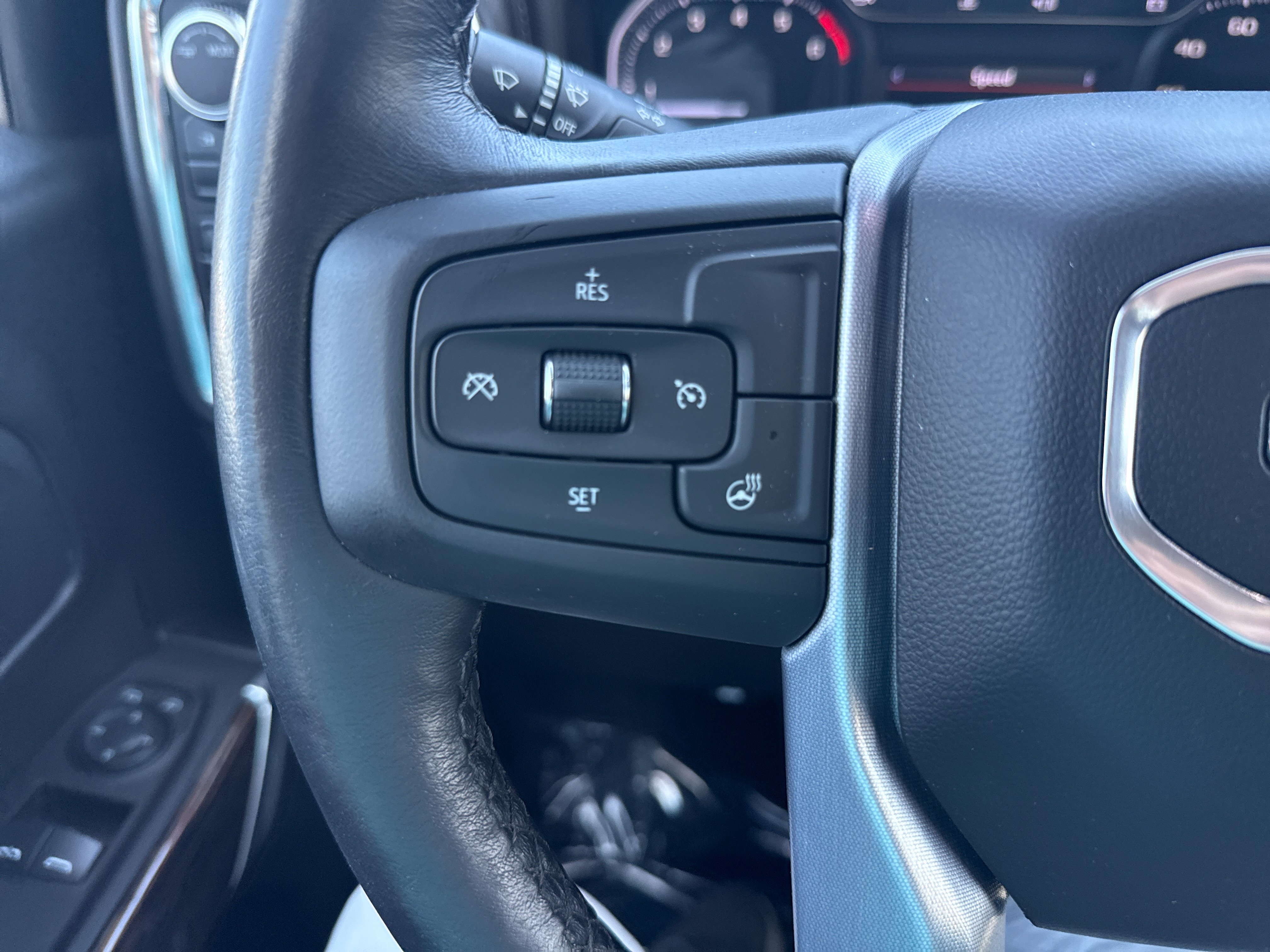 Used 2022 GMC Sierra 3500 SLE w/ SLE Convenience Package AWD/4WD image 17
