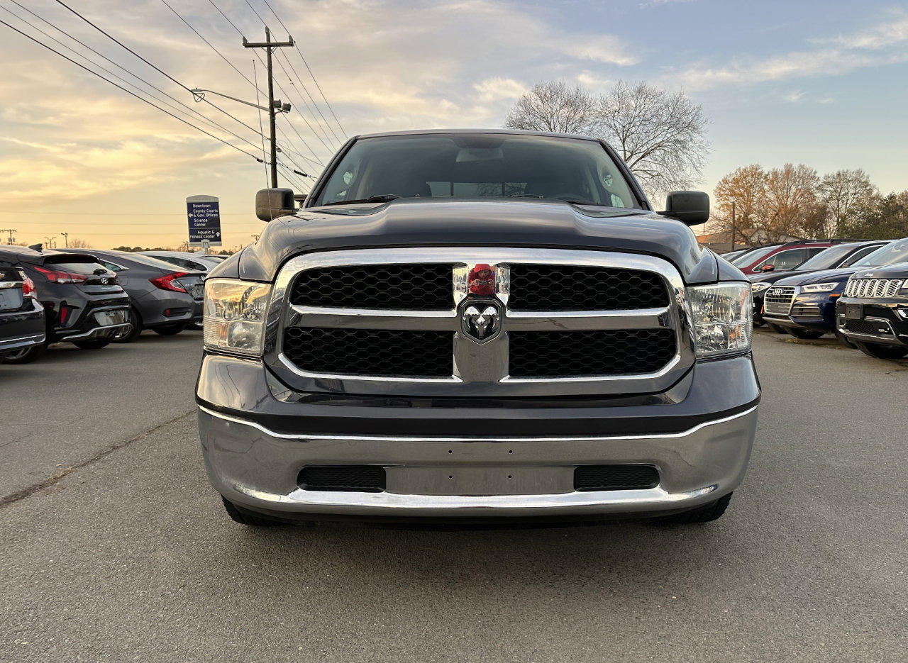 Used 2016 RAM 1500 Classic SLT image 2