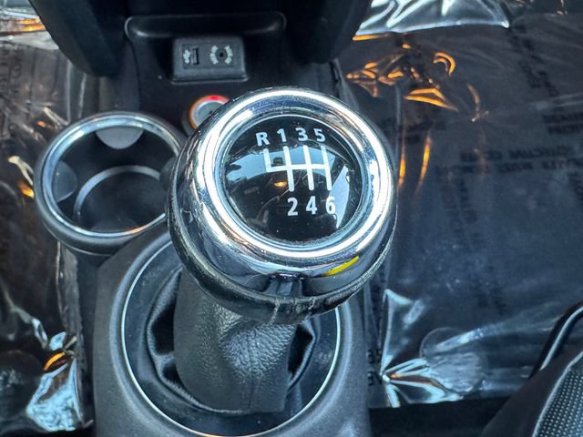 Used 2013 MINI Cooper Roadster FWD image 22