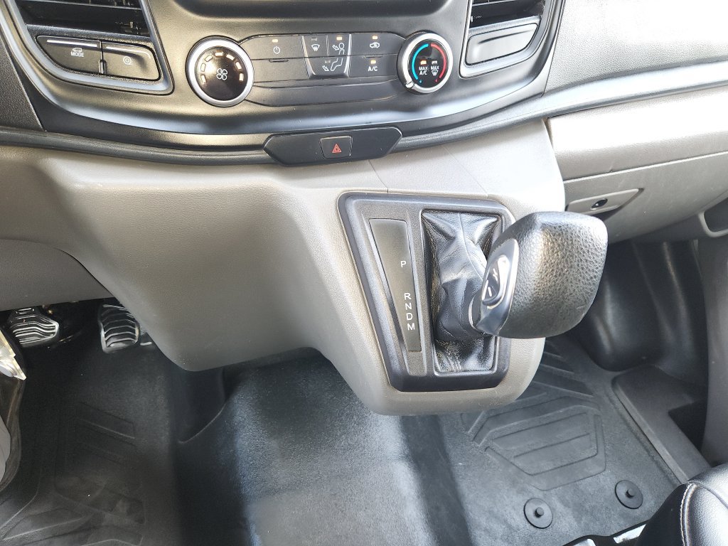 Used 2023 Ford Transit 350 DRW RWD image 25