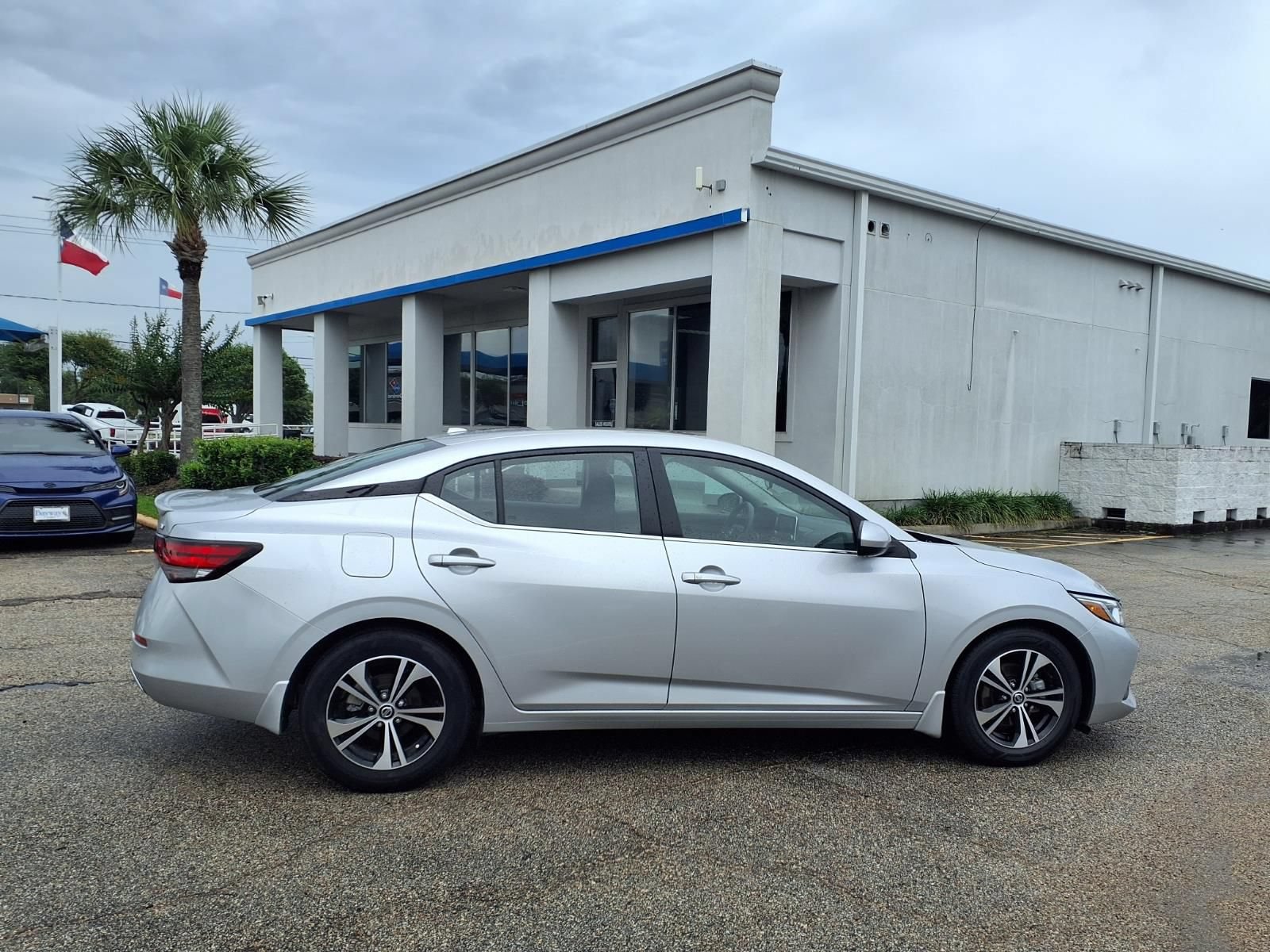 Used 2023 Nissan Sentra SV FWD image 21