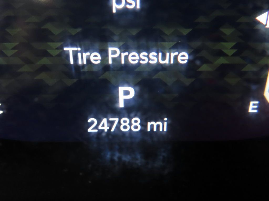 Used 2024 Jeep Wrangler Unlimited Sahara w/ Technology Group image 12