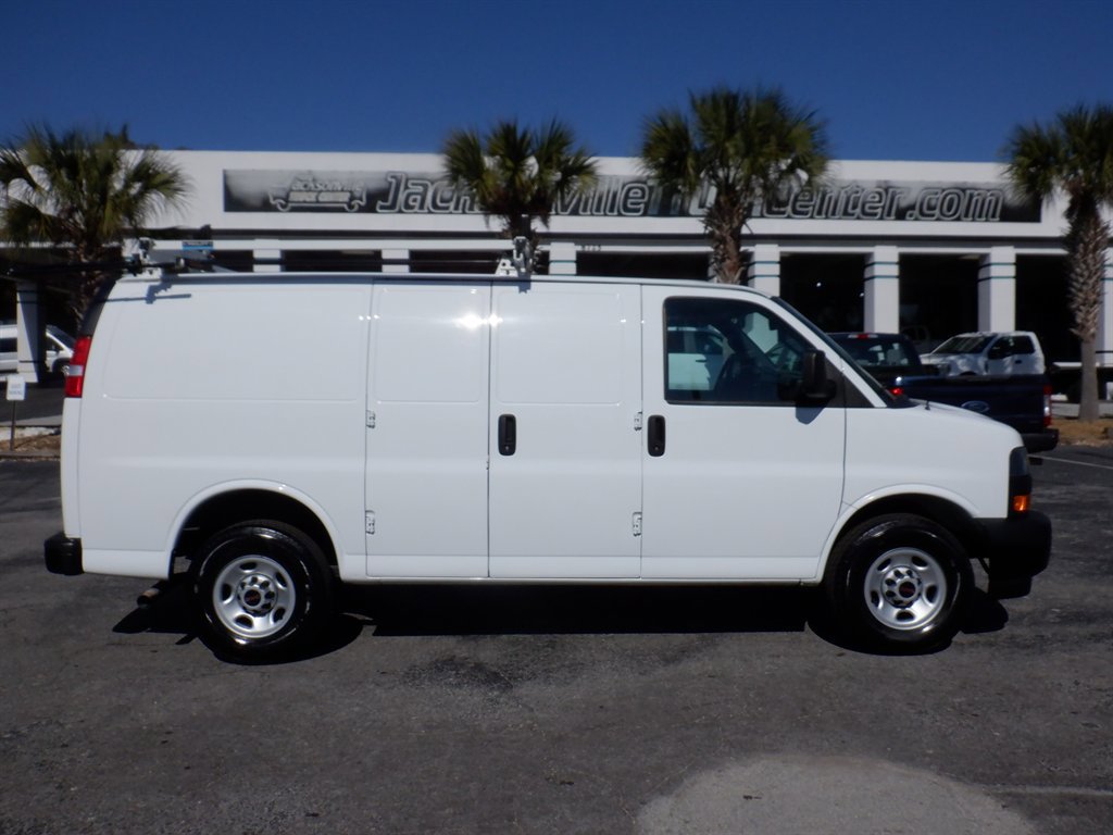 Used 2023 GMC Savana 2500 w/ Driver Convenience Package image 1
