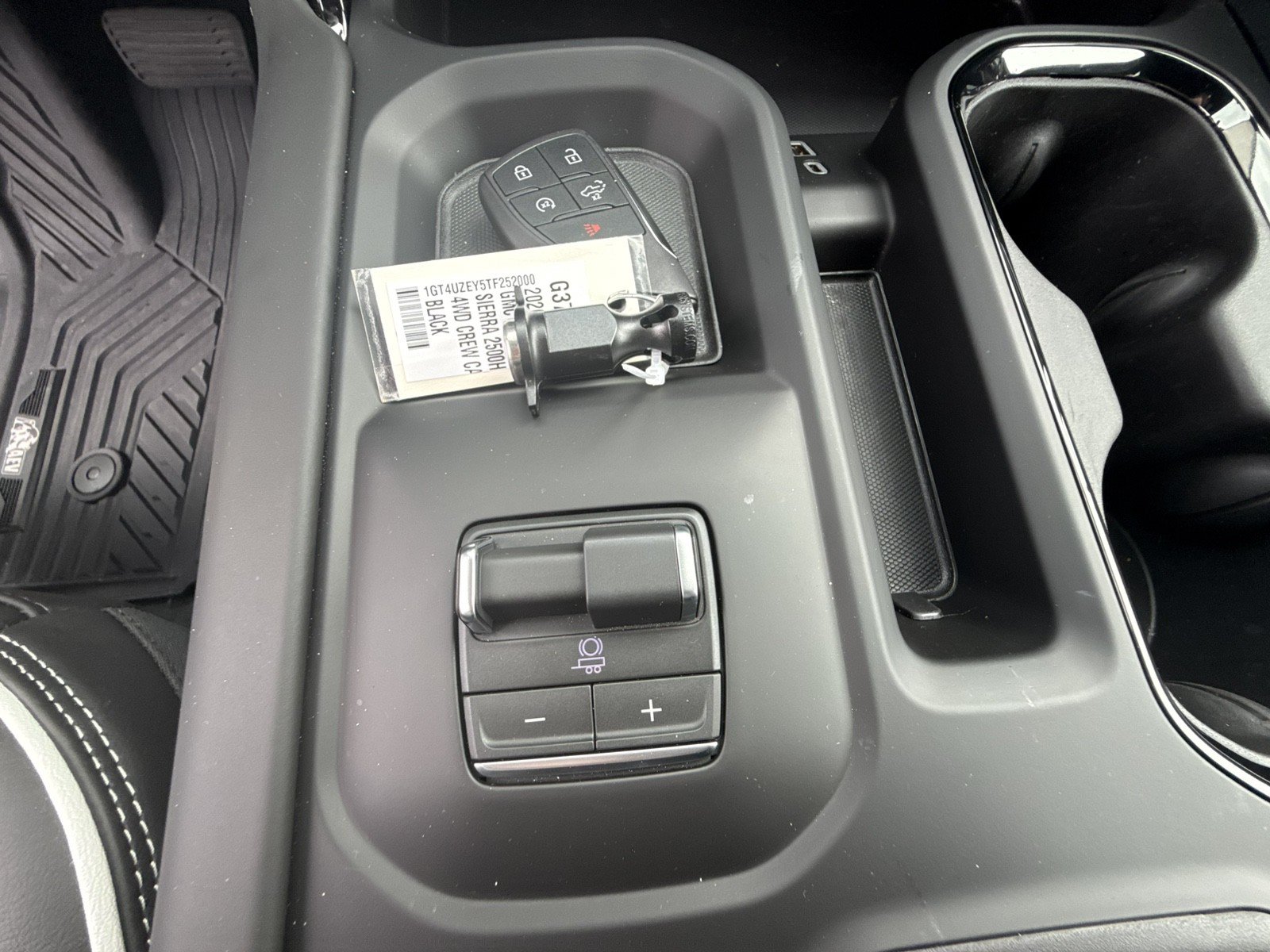 Used 2026 GMC Sierra 2500 AT4X w/ AT4X AEV Edition AWD/4WD image 37