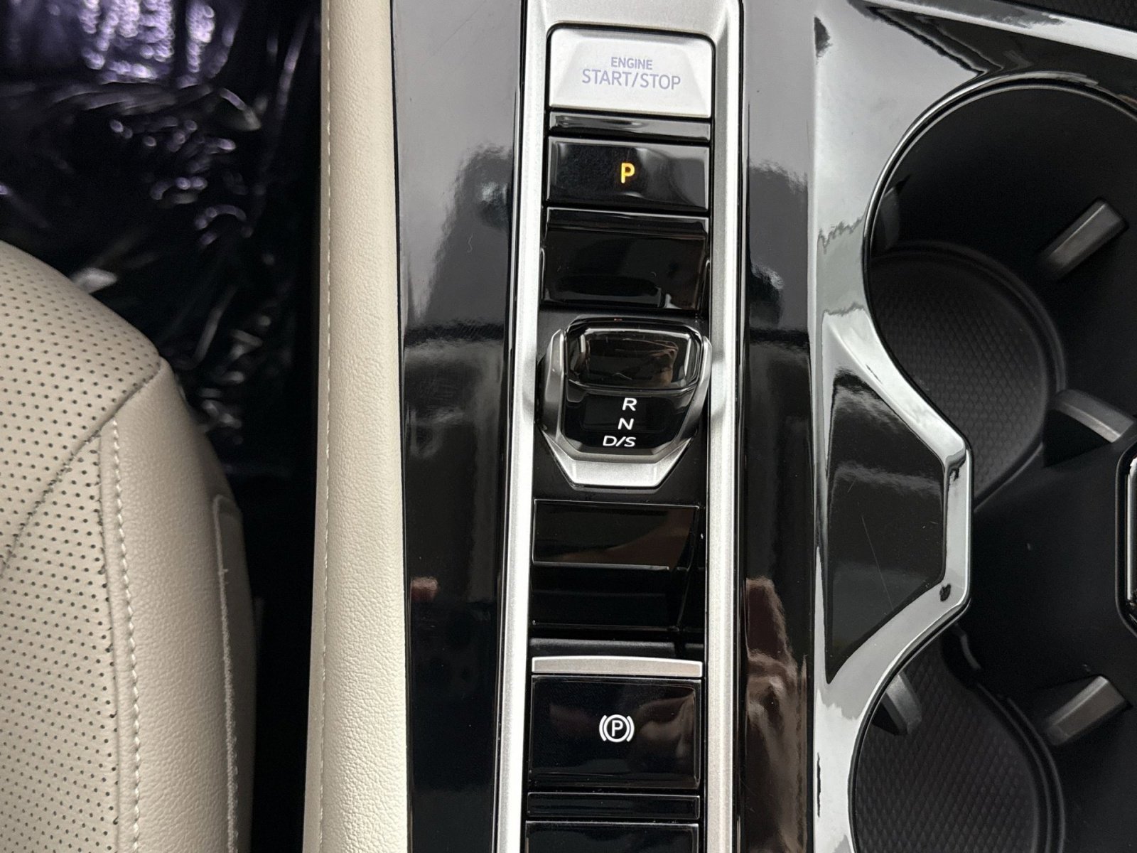 Used 2024 Volkswagen Atlas SEL image 22