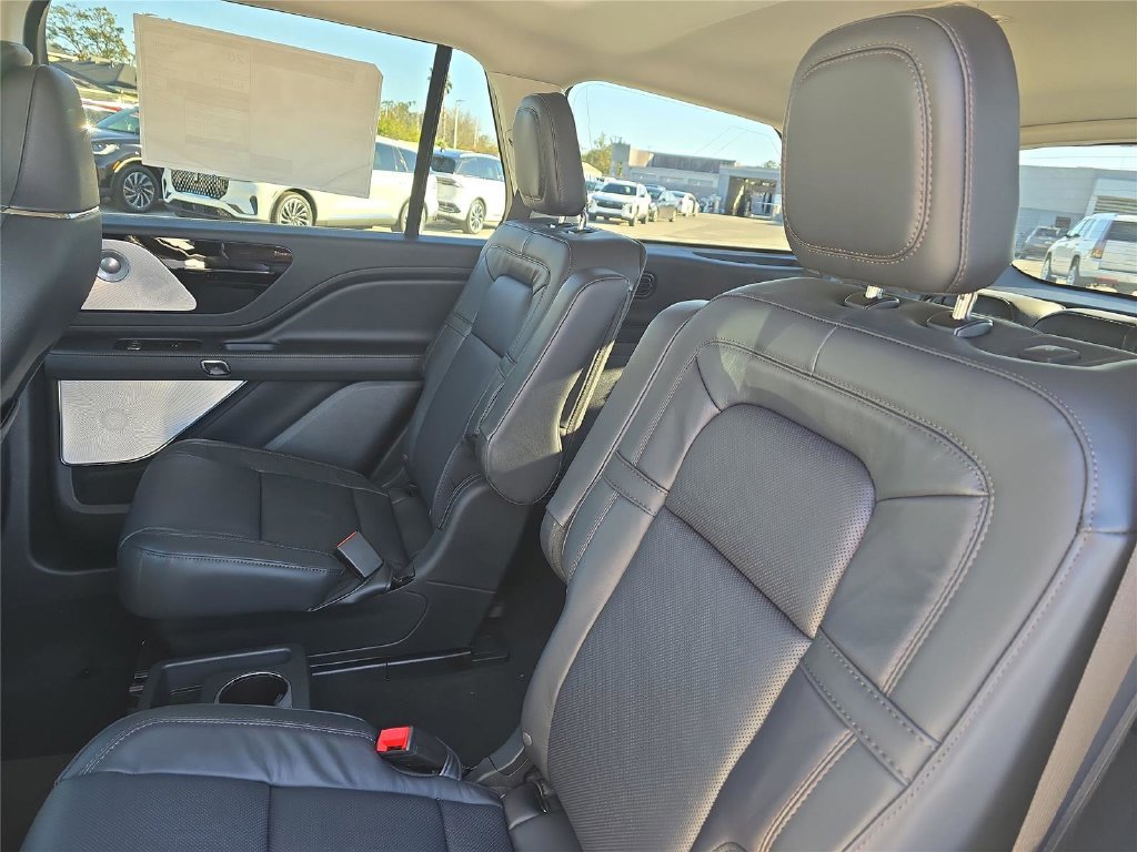 New 2026 Lincoln Aviator Reserve AWD/4WD image 11