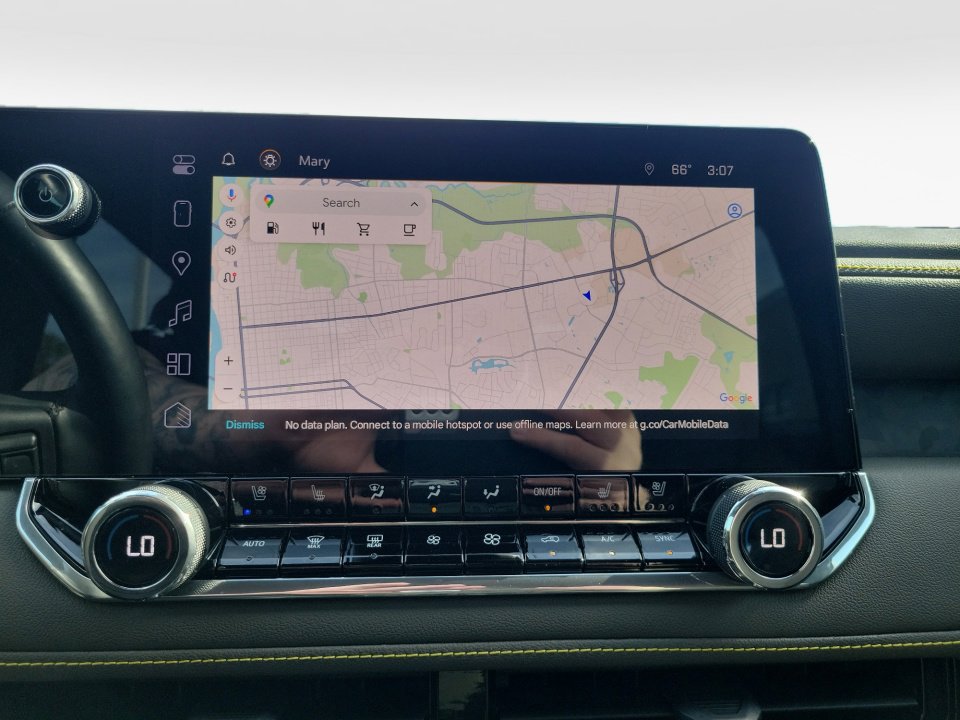 Used 2024 Chevrolet Colorado ZR2 w/ ZR2 Convenience Package III image 19