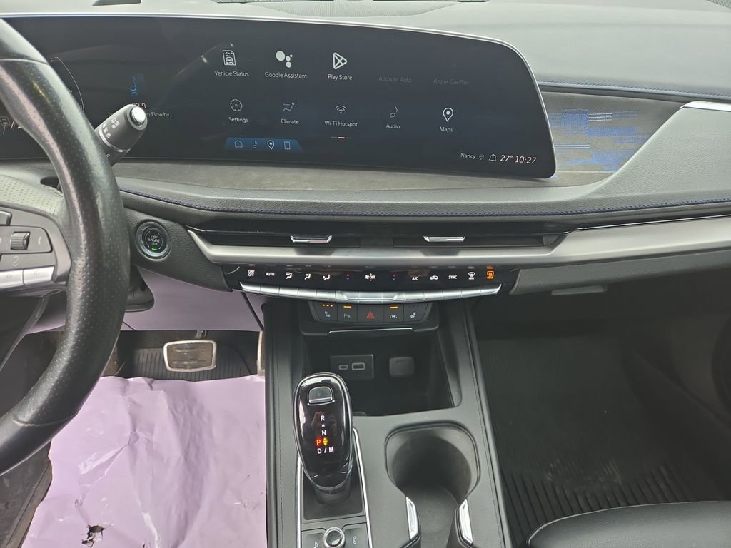 Certified 2024 Cadillac XT4 Sport w/ Cold Weather Package image 20