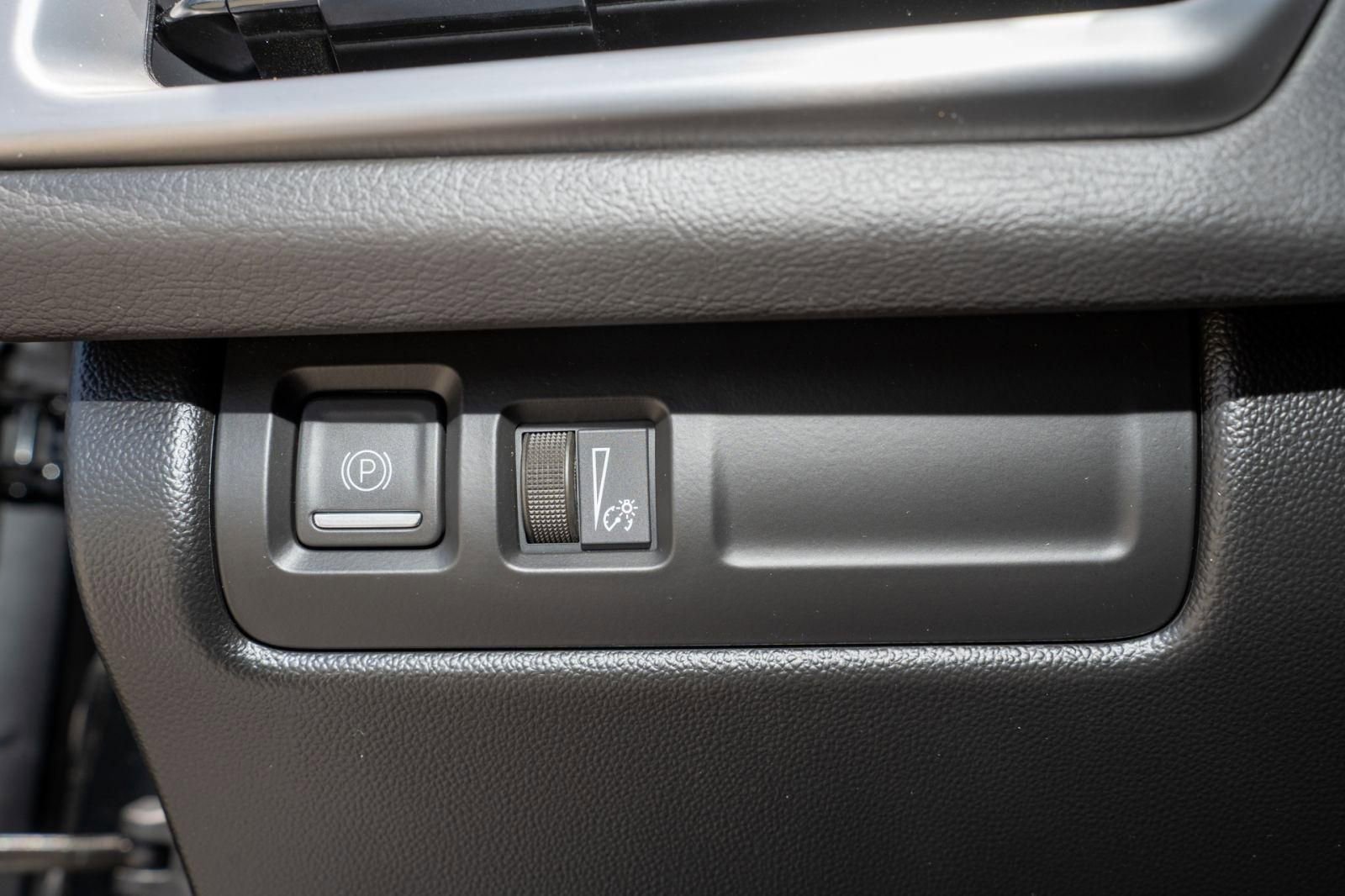 Used 2024 Cadillac XT4 Sport image 30