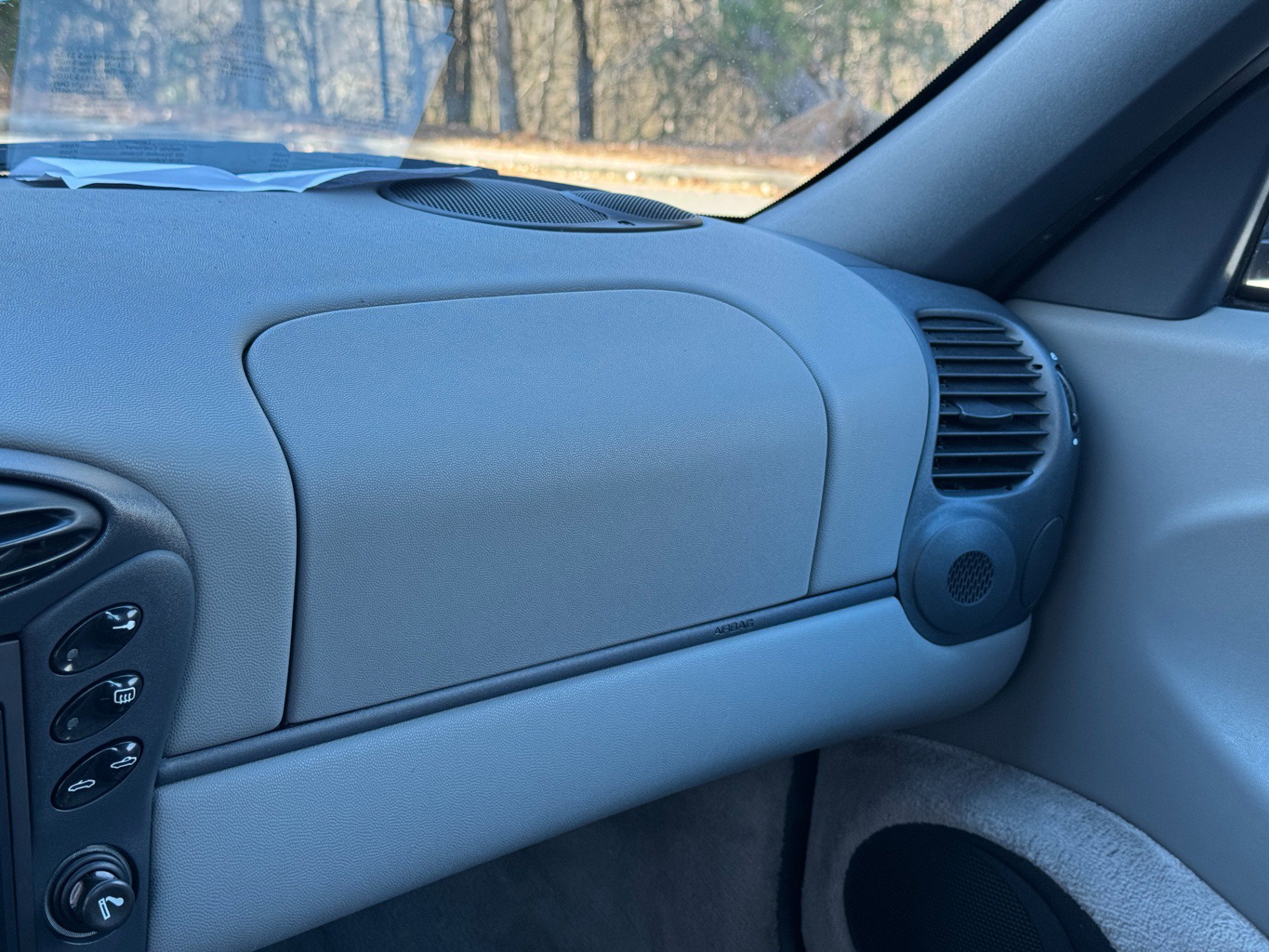 Used 1999 Porsche Boxster image 33