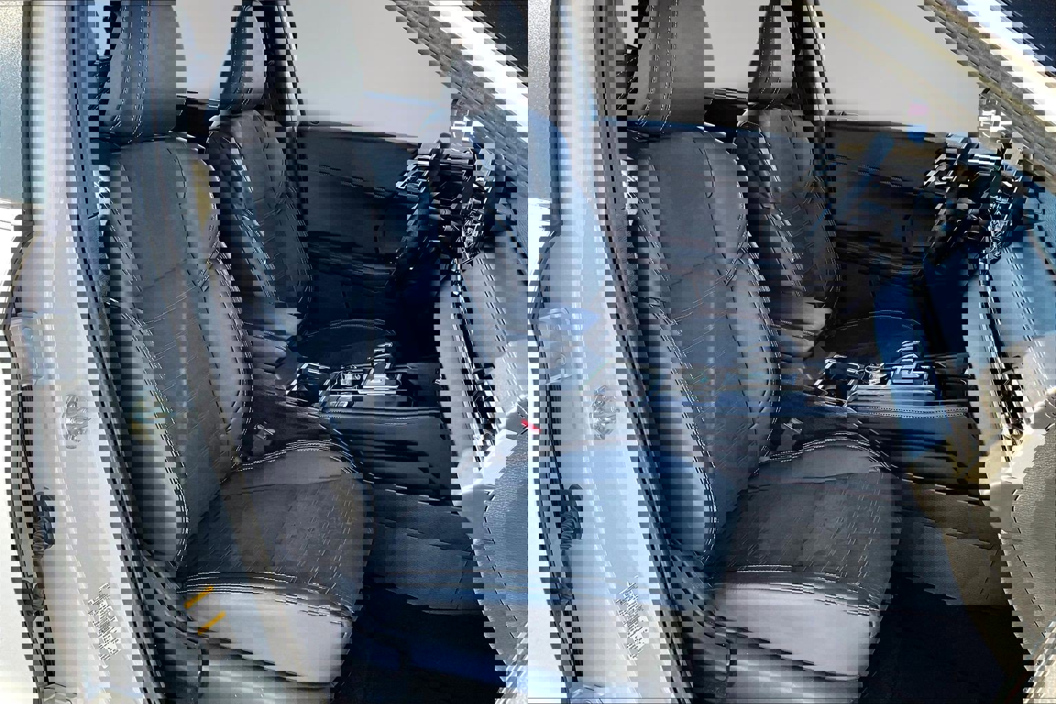 Used 2024 Mitsubishi Outlander SE image 30