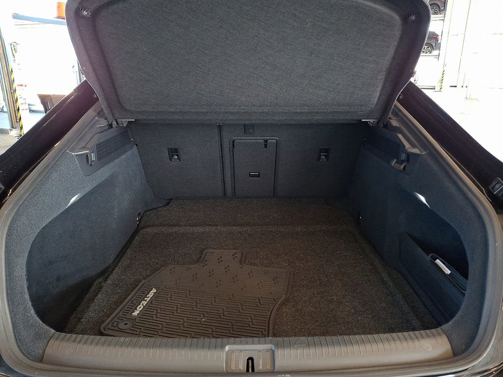 Used 2023 Volkswagen Arteon SEL Premium image 29