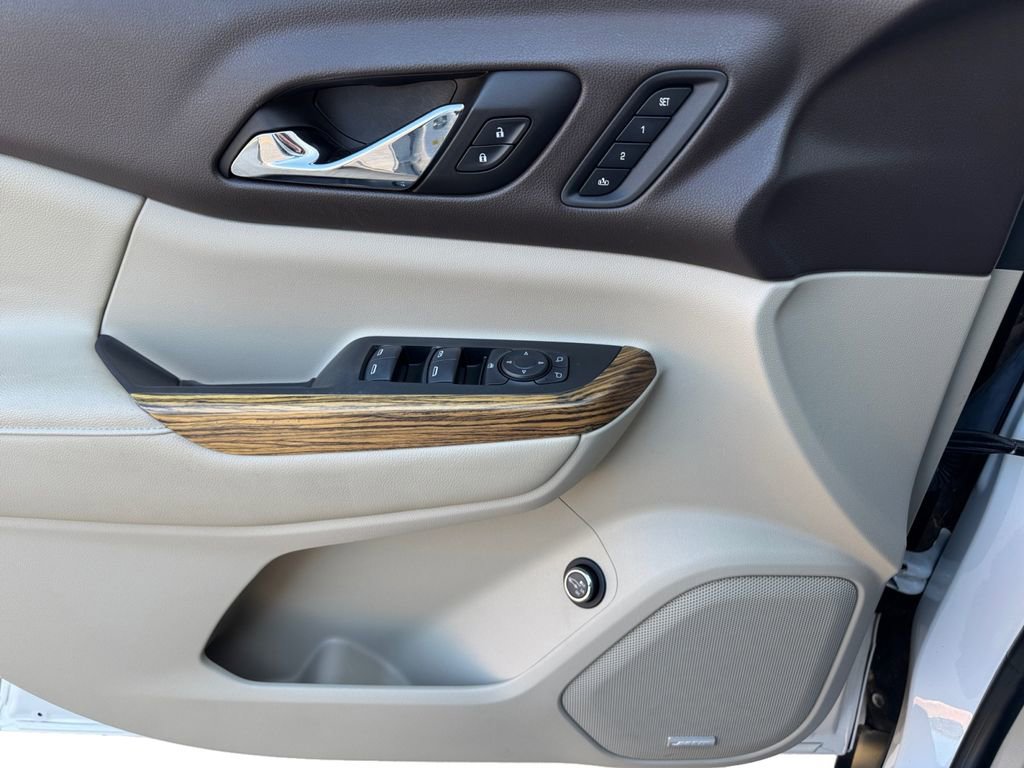 Certified 2017 GMC Acadia Denali image 19