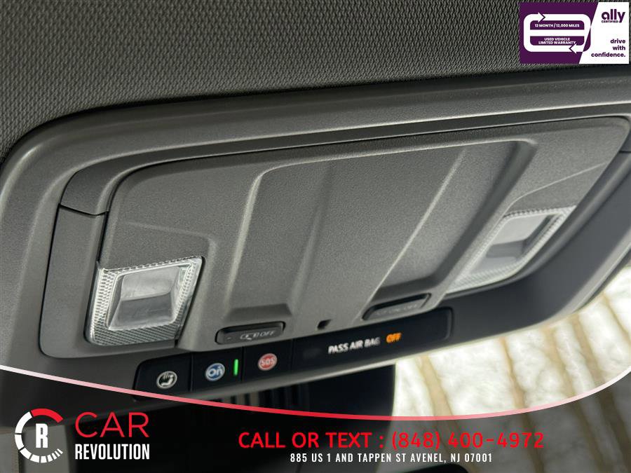 Used 2025 Chevrolet Silverado 3500 LT w/ Safety Package image 23