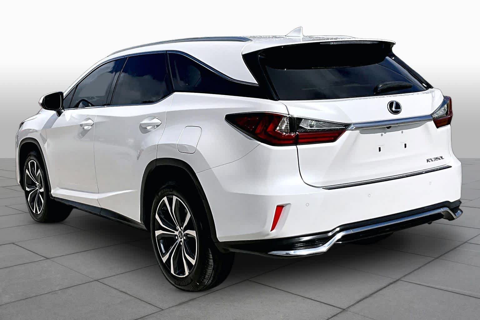 Used 2022 Lexus RX 350L FWD w/ Premium Package image 12