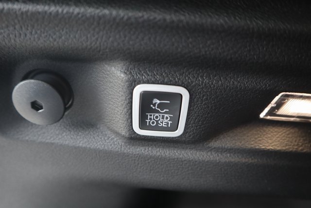 New 2025 Jeep Grand Cherokee L Limited image 29