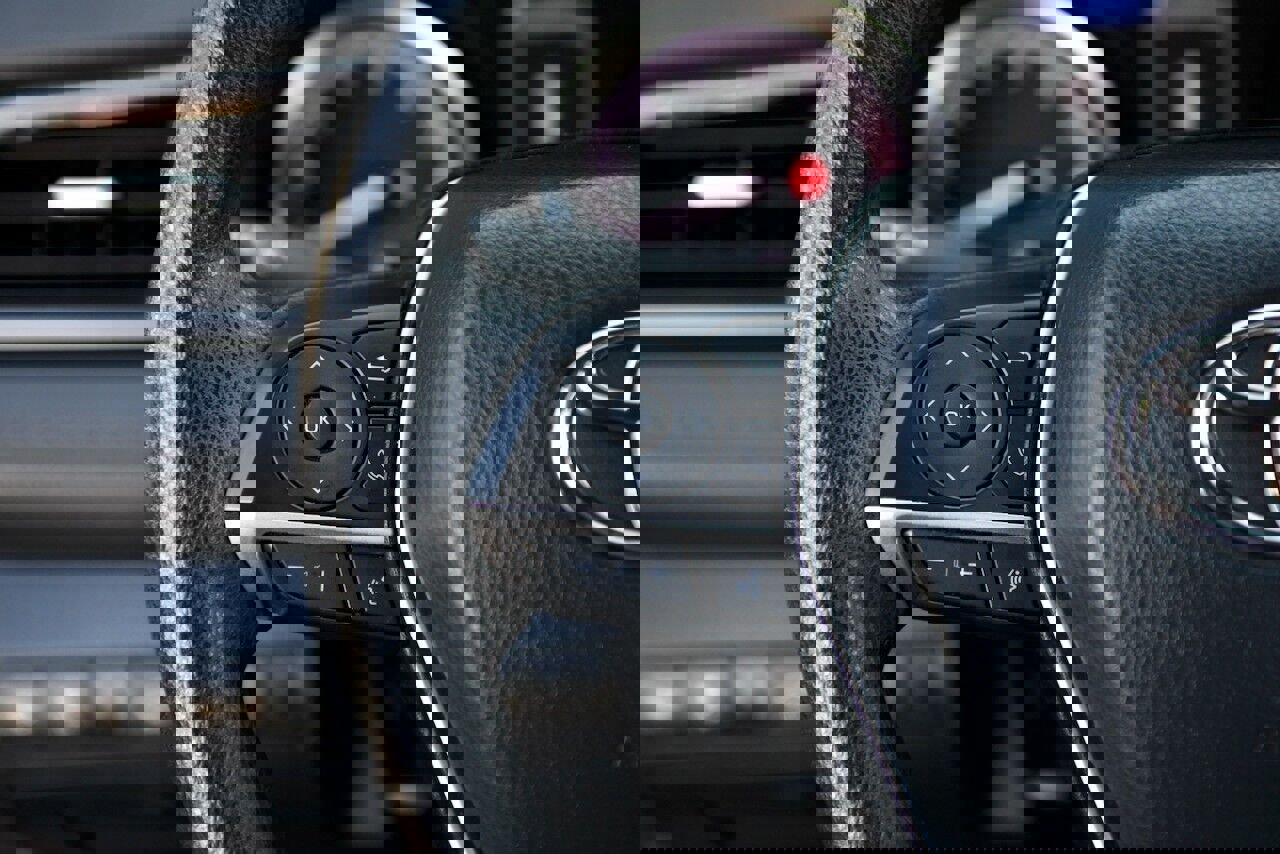 Used 2024 Toyota Camry LE image 21