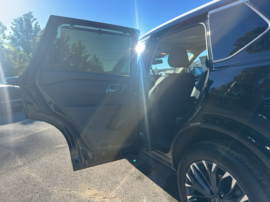 New 2026 Nissan Rogue Platinum w/ Platinum Premium Package image 19