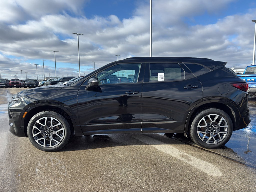 Used 2023 Chevrolet Blazer RS w/ Driver Confidence II Package image 6