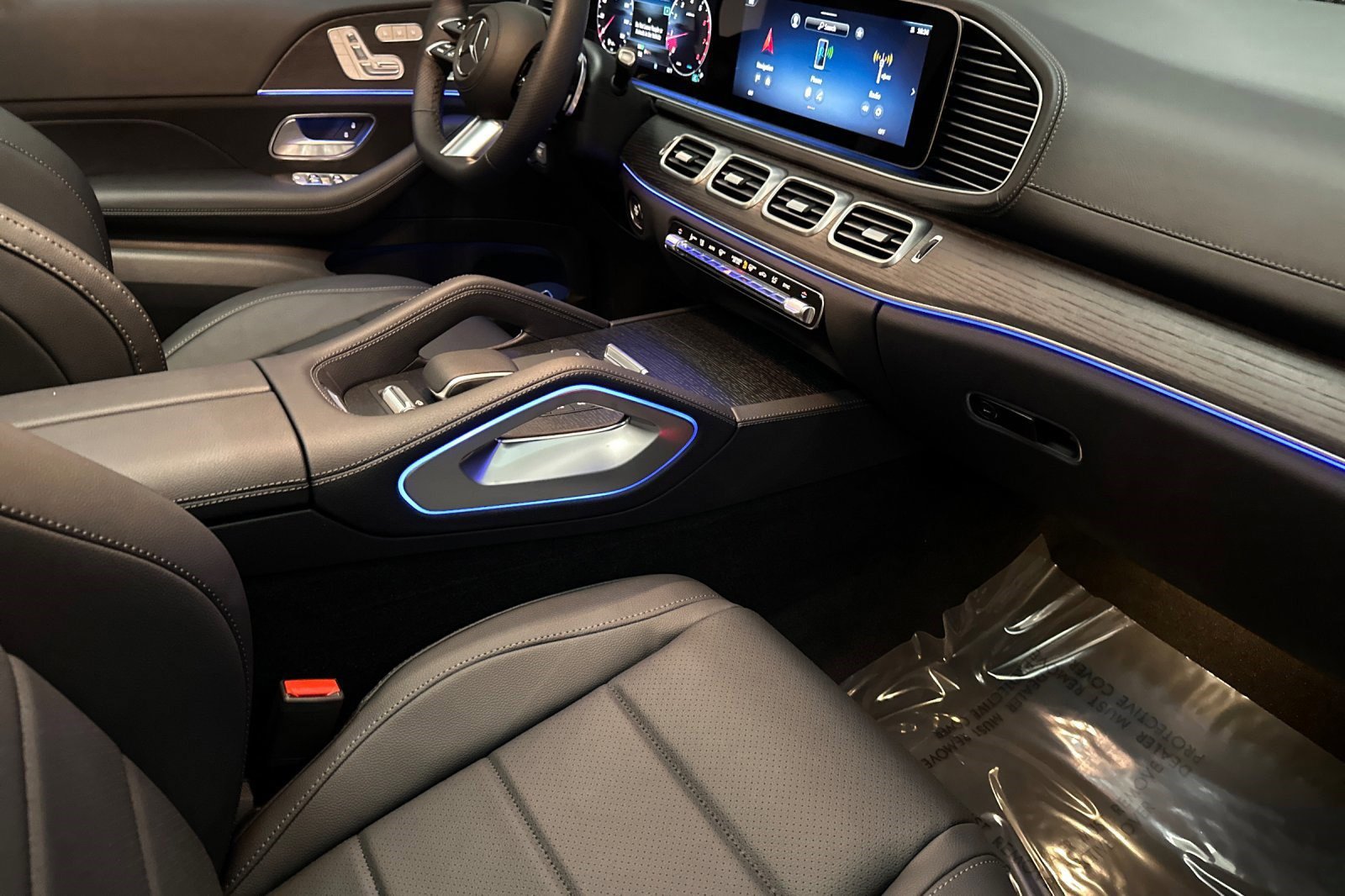 Used 2026 Mercedes-Benz GLS 450 4MATIC image 27