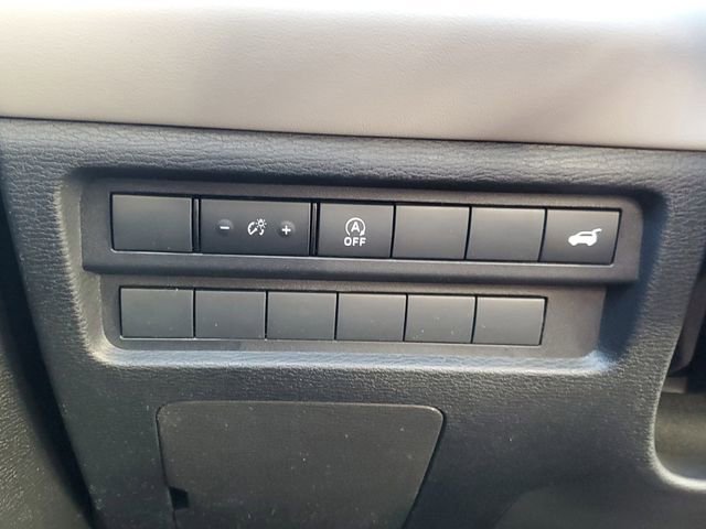 New 2026 Mitsubishi Outlander SE FWD image 29