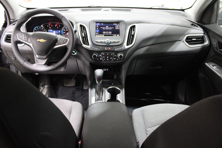 Used 2024 Chevrolet Equinox LT FWD image 29