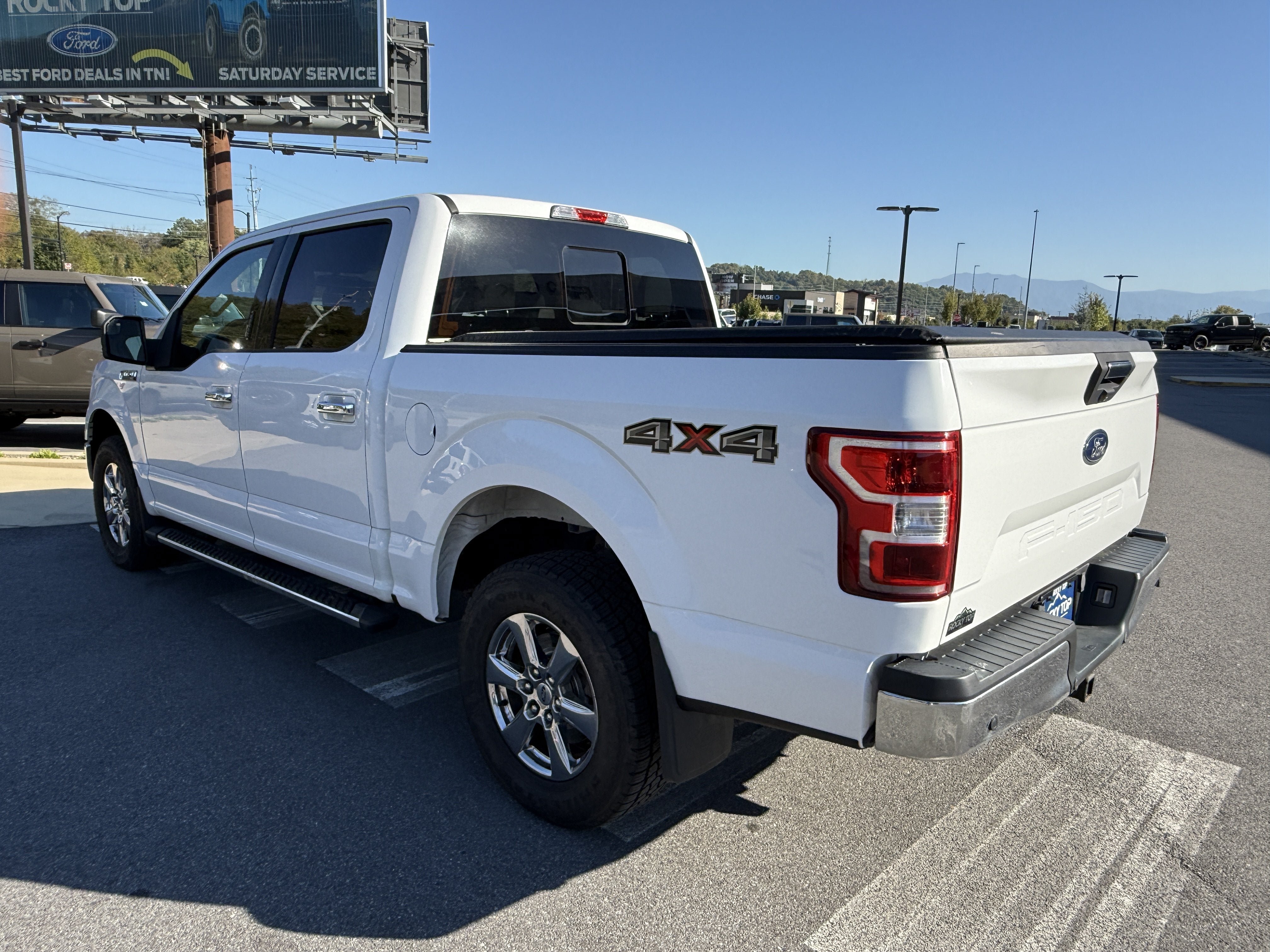 Used 2018 Ford F150 XLT w/ Equipment Group 302A Luxury AWD/4WD image 7