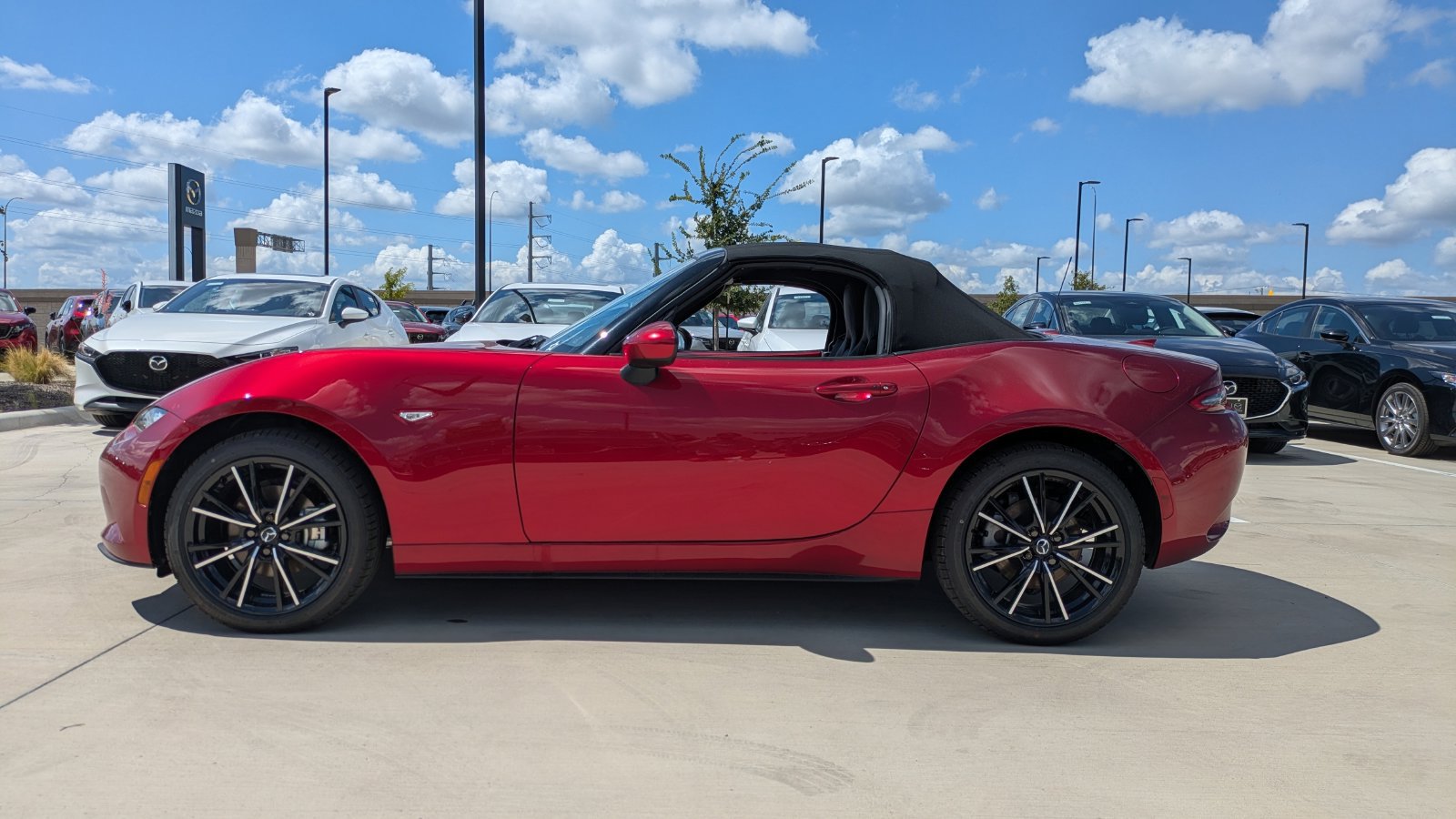 New 2026 MAZDA MX-5 Miata Grand Touring RWD image 3