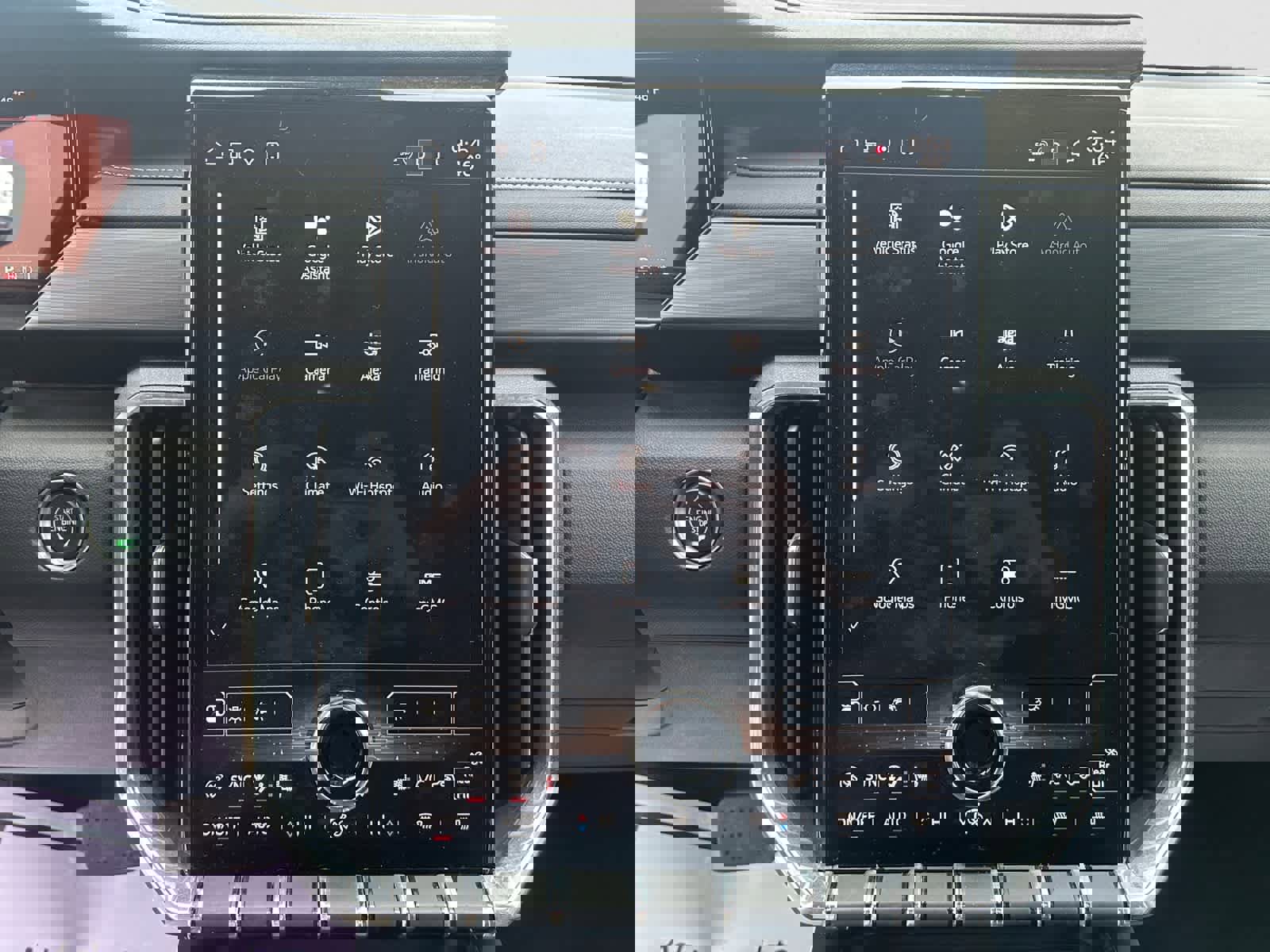 Used 2025 GMC Acadia Elevation image 18