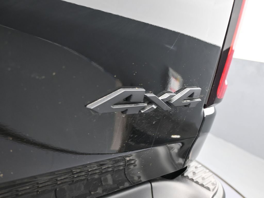 New 2026 RAM 1500 Classic Warlock image 32