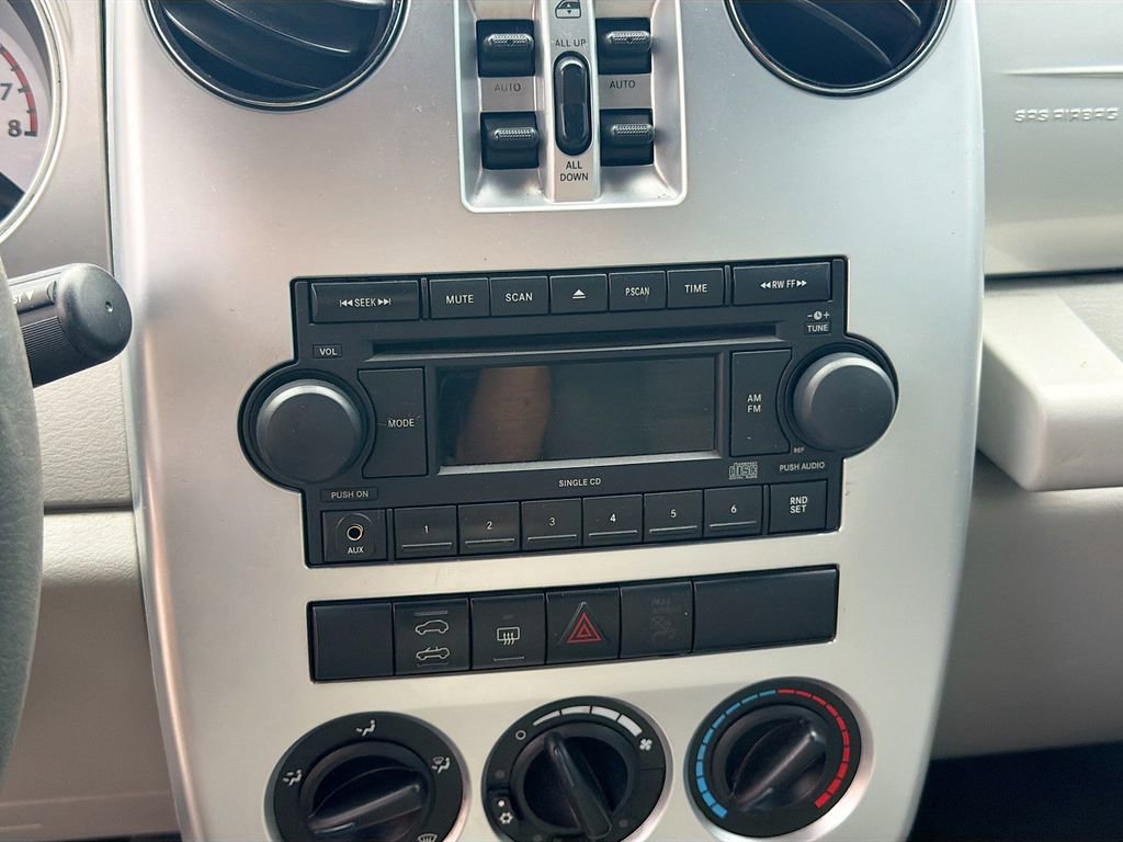 Used 2007 Chrysler PT Cruiser Convertible w/ Spring Special Group image 26