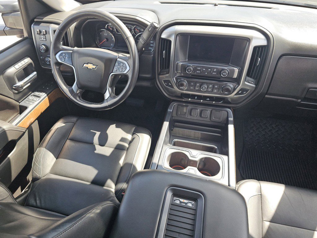 Used 2017 Chevrolet Silverado 1500 LTZ image 28