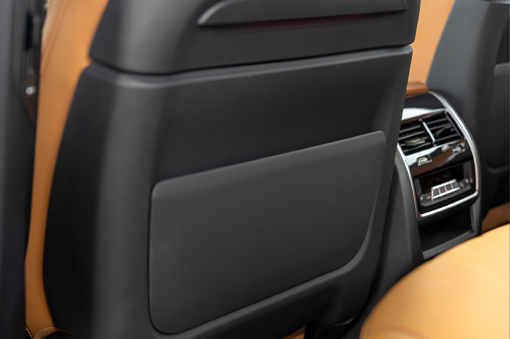Used 2024 BMW X7 xDrive40i w/ M Sport Package AWD/4WD image 50