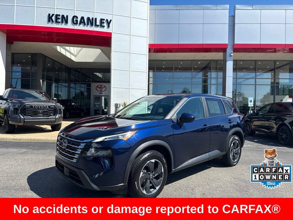Used 2025 Nissan Rogue SV FWD image 1