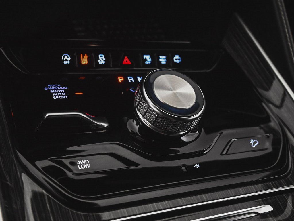 Used 2022 Jeep Wagoneer Series III image 27