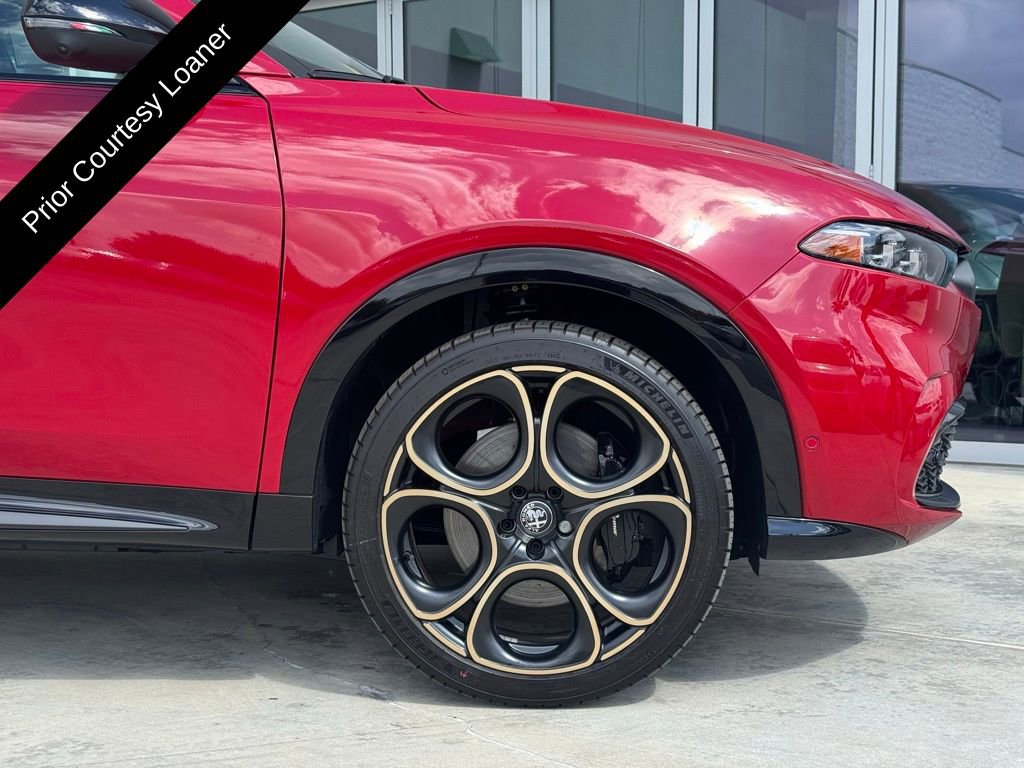 Used 2025 Alfa Romeo Tonale image 10
