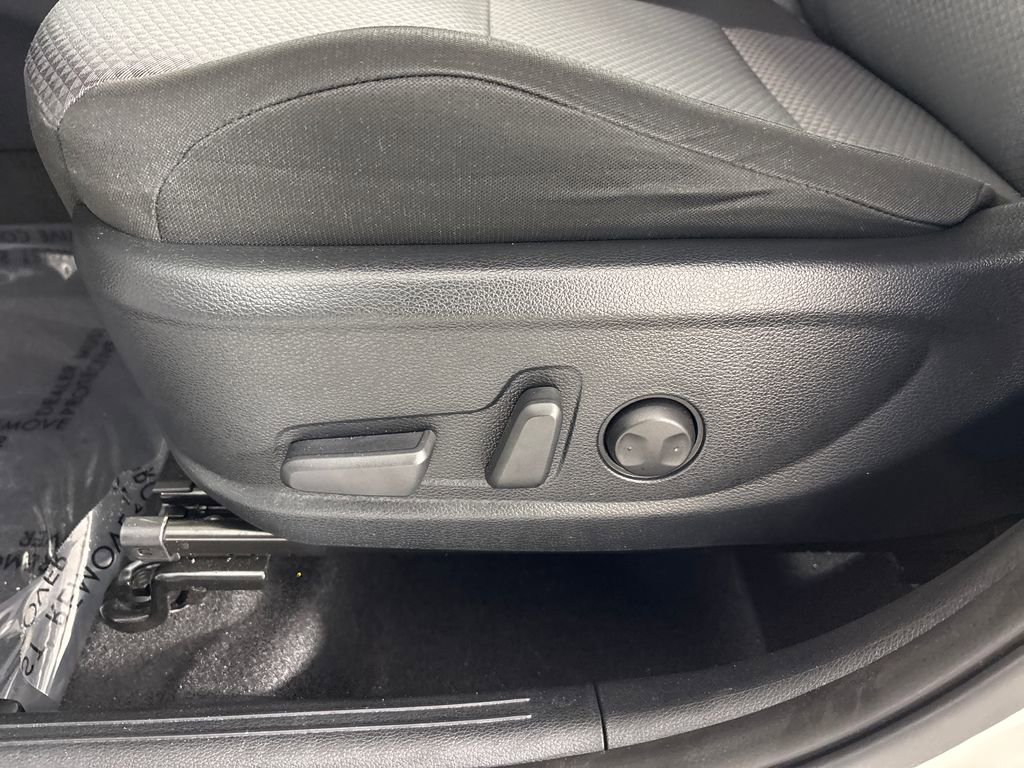 Certified 2024 Kia Soul S image 9