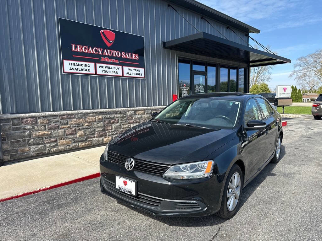 Used 2011 Volkswagen Jetta SE image 1