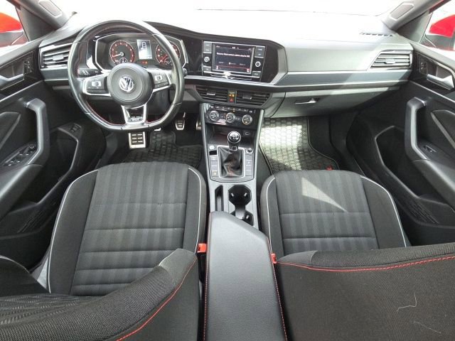 Used 2019 Volkswagen Jetta GLI image 12