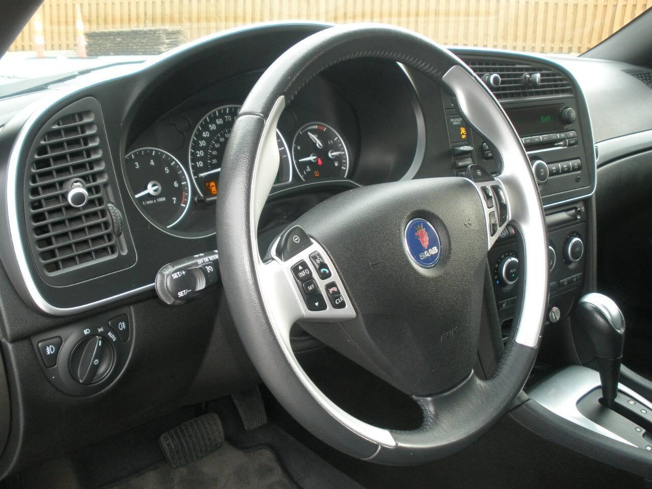 Used 2008 Saab 9-3 Aero w/ Cold Weather Package image 32