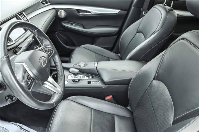 Used 2020 INFINITI QX50 Sensory w/ Proactive Package AWD/4WD image 11