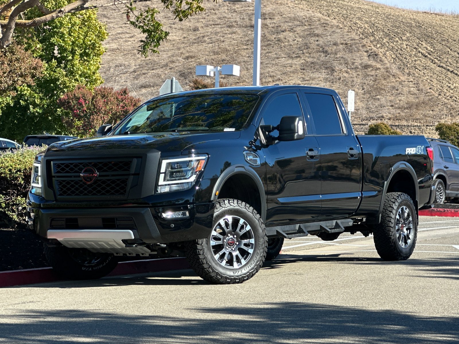 Used 2023 Nissan Titan PRO-4X w/ Pro-4x Convenience Package