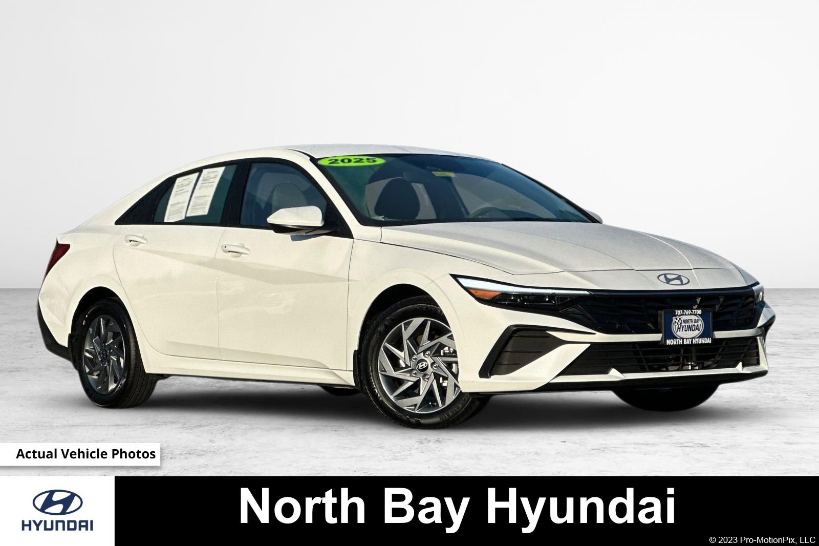 Certified 2025 Hyundai Elantra Blue