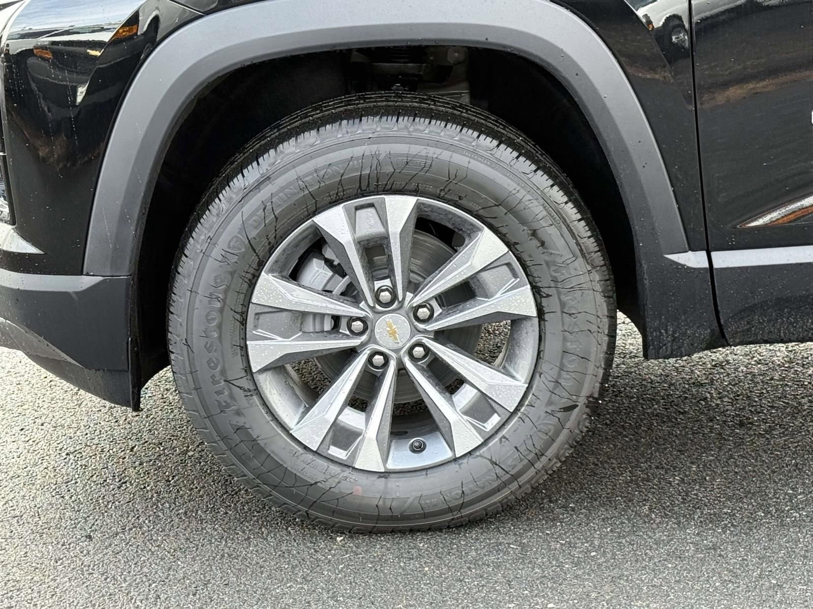 New 2026 Chevrolet Equinox LT w/ Convenience Package II FWD image 7